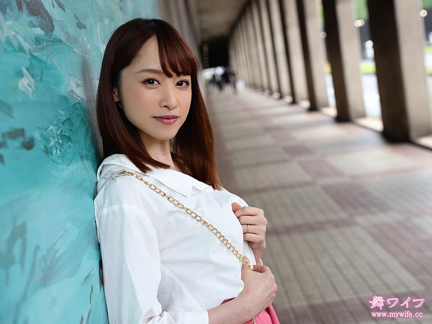 C0930 ki230803 Mayuko Yokoi 45years Old