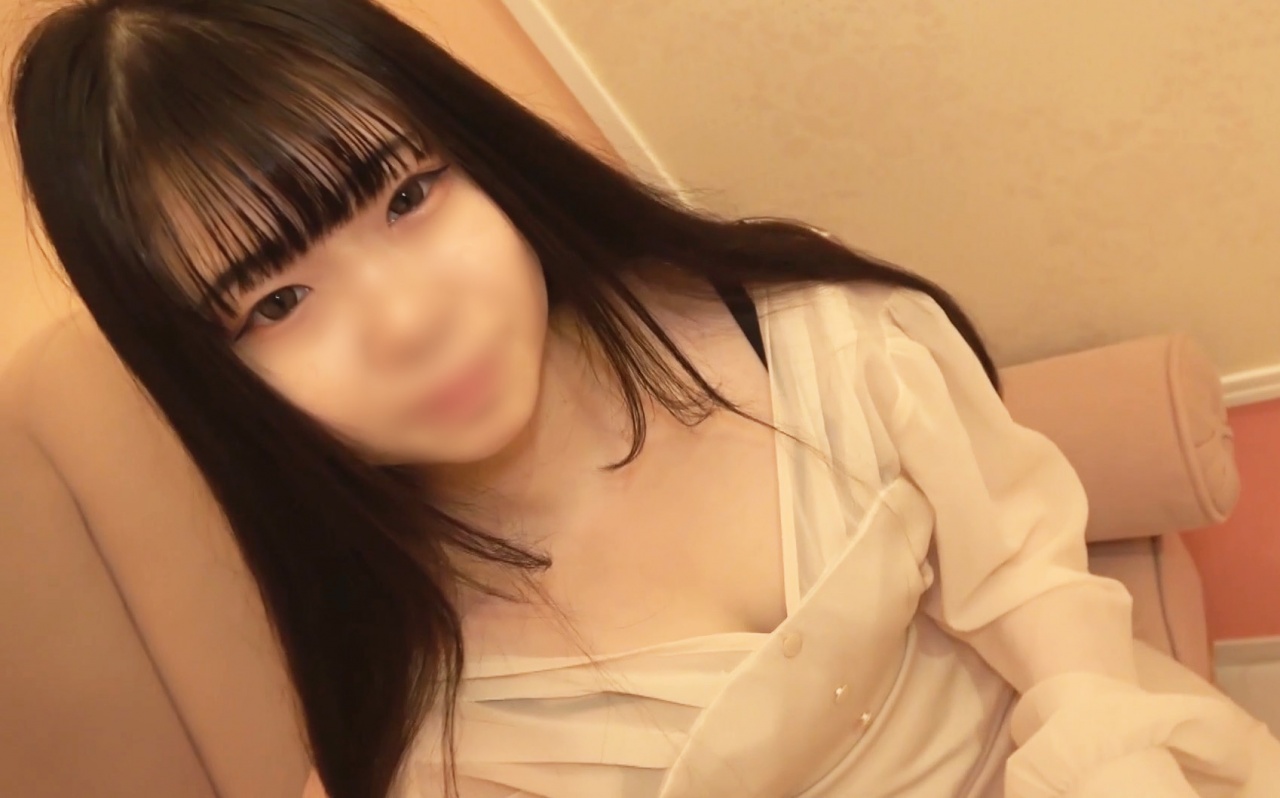 FC2PPV 4712596 [Black Hair X Baby Face] A Short 150cm Beauty I Met At A Standing Bar In Nakameguro♡ I Enjoyed Her Soft And Squishy Body That Was 120 Points For Hugging And Creampied Her To The Fullest!