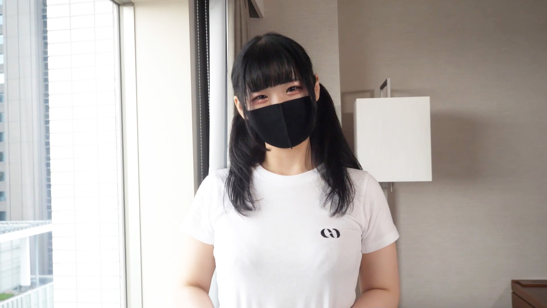[ChineseSub] JUQ-555 A Devilish Sex Appeal, An I Cup Hungry For Love. Large Newcomer Miki Mihama 32 Years Old AV DEBUT