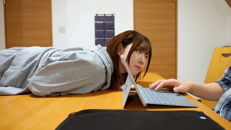 S-Cute 5695 Creampie Sex That Starts While Boyfriend Is Working From Home S-Cute – Ena #10