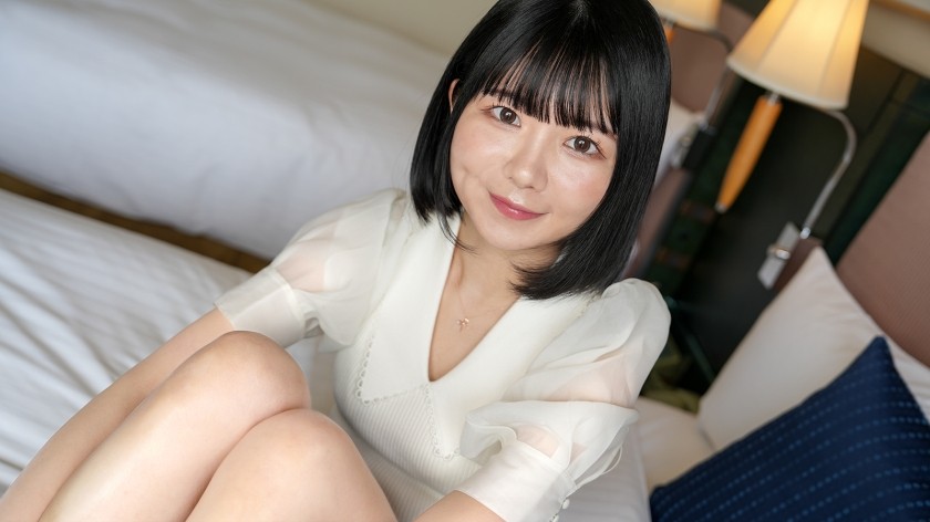 SIRO-5557 Such An Innocent-Looking Girl!? This Short-Haired Beauty Loves Big, Hard Cocks! The More Miyuri, With Her Masochistic Personality, Gets Fucked, The More Her Heart Beats!! [First Shoot] Applying For AV Online → AV Experience Shoot 2442